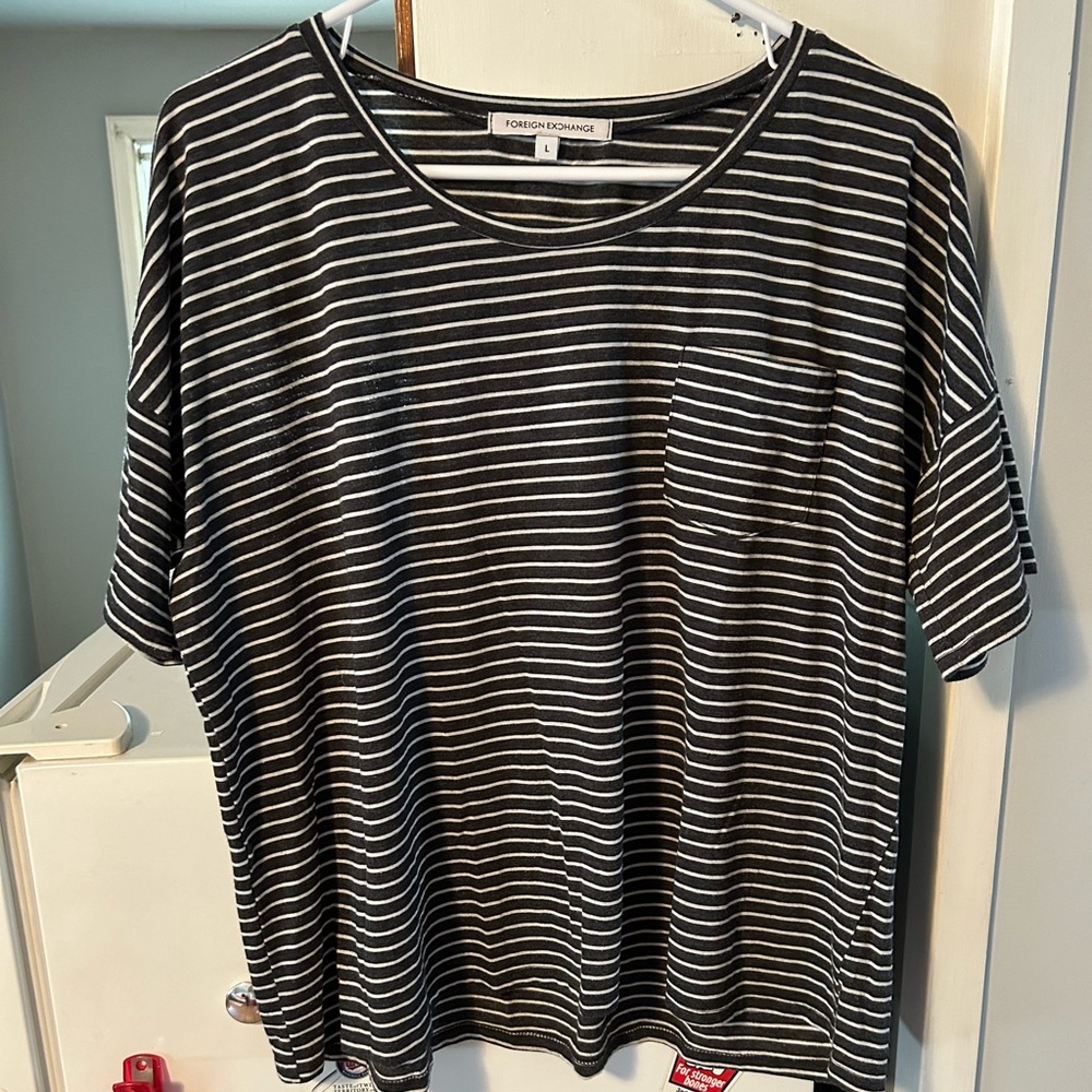 ✨Foreign Exchange Grey Striped Long Crop Tee Large